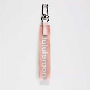 Lululemon Never Lost Keychain Wordmark ColourPink Mist/Silver‎